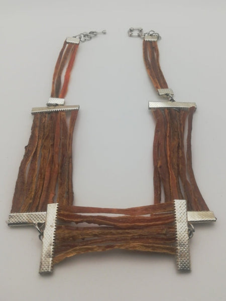 Collier SABLE ETERNEL Lamelles de carottes sable Stabilisés et métal