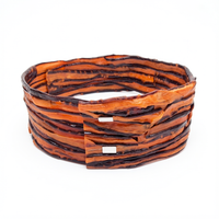 Collier Girafe ANAYA Ras-de-cou aimanté en Carotte bi couleur Orange et Prune Stabilisé — 1