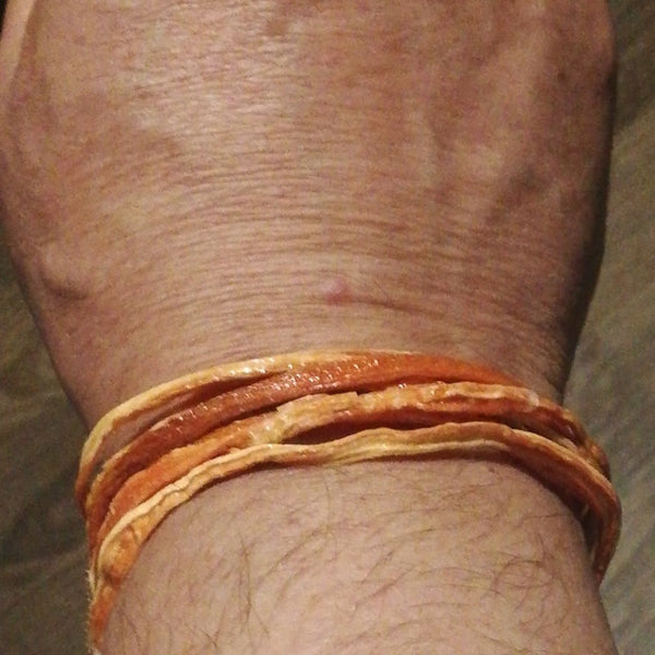Bracelet SOLANDRA lanières de carotte orange stabilisé aimanté Unisexe