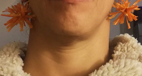 Boucle d'oreille Pompon Carotte orange Stabilisé